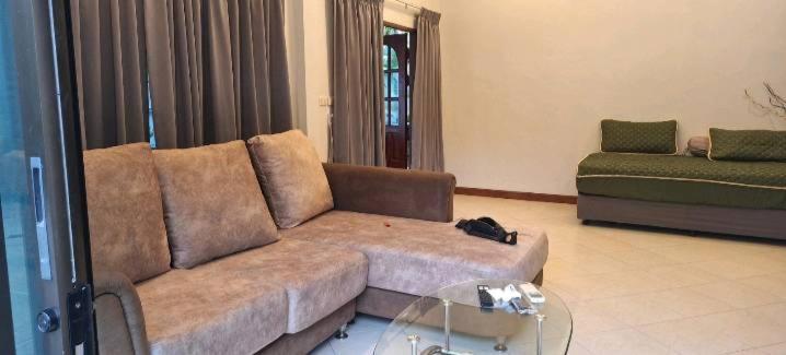 Villa Tanya Ban Saiyuan Екстериор снимка
